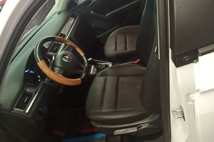 Used Volkswagen Bora 2018 1.5L Automatic Fashion Model Left Front Seat