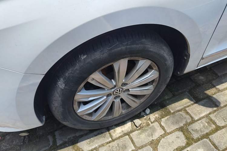 Used Volkswagen Bora 2018 1.5L Automatic Comfort Model Left Front Wheel Hub