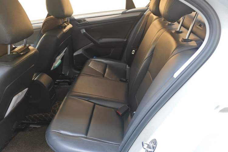 Used Volkswagen Bora 2018 1.5L Automatic Fashion Model Left Rear Seat