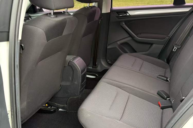Used Volkswagen Bora 2018 1.5L Automatic Fashion Model Left Rear Seat