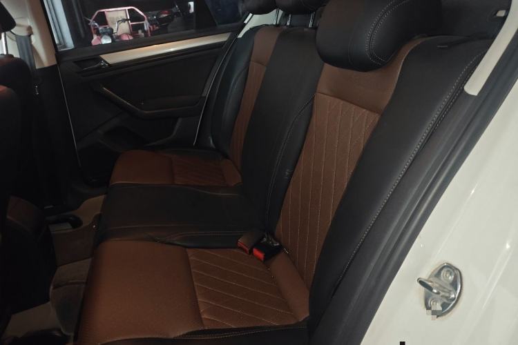 Used Volkswagen Bora 2018 1.5L Automatic Fashion Model Left Rear Seat