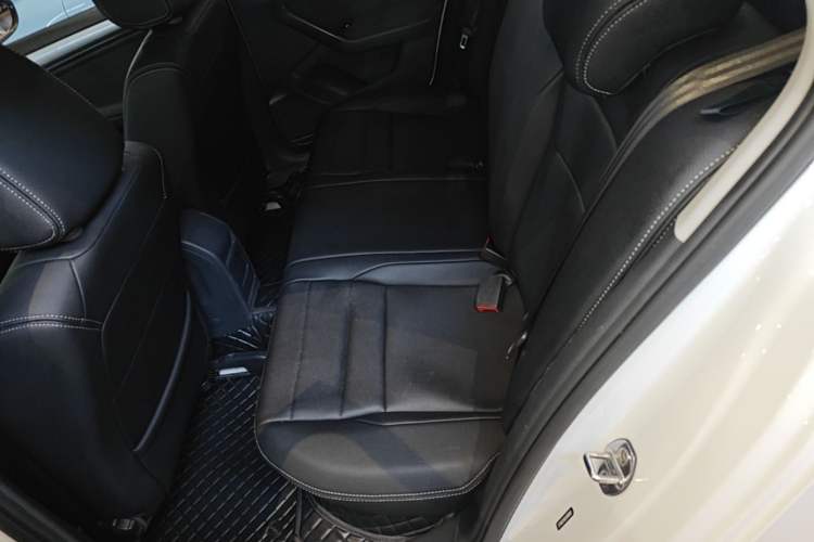 Used Volkswagen Bora 2018 1.5L Automatic Fashion Model Left Rear Seat