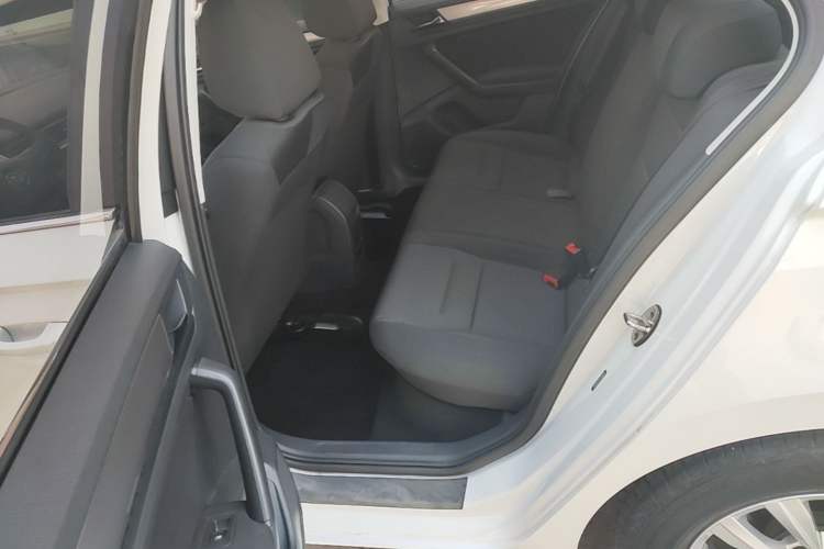 Used Volkswagen Bora 2018 1.5L Automatic Fashion Model Left Rear Seat