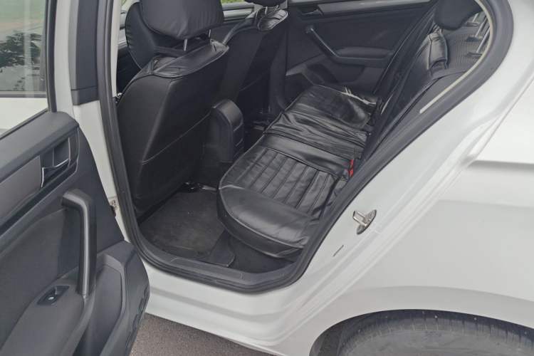 Used Volkswagen Bora 2018 1.5L Manual Fashion Model Left Rear Seat