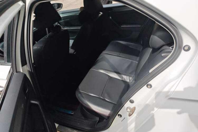 Used Volkswagen Bora 2018 1.5L Automatic Fashion Model Left Rear Seat