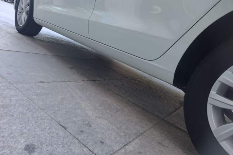 Used Volkswagen Bora 2018 1.5L Automatic Fashion Model Left Side Sill