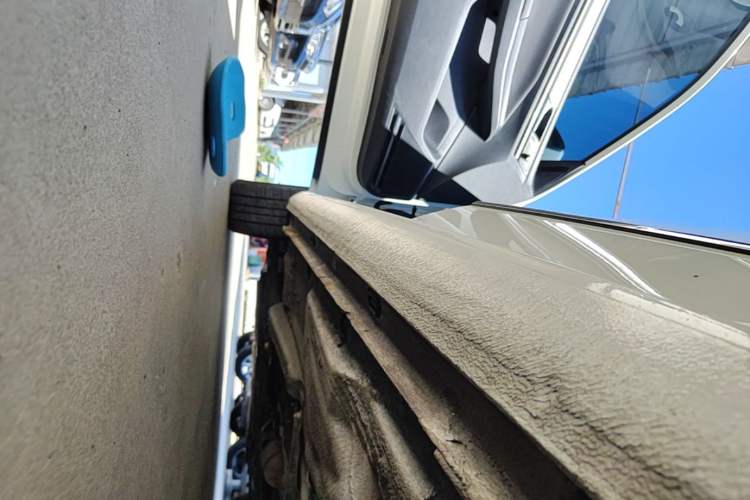 Used Volkswagen Bora 2018 1.5L Automatic Comfort Model Left Side Sill