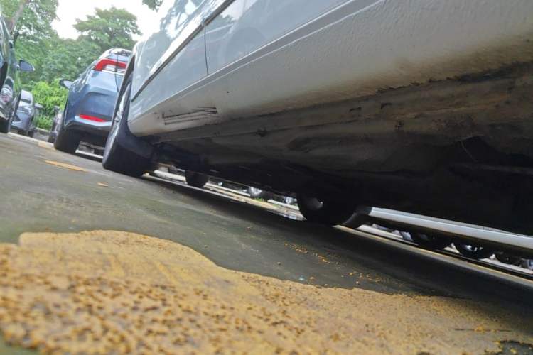 Used Volkswagen Bora 2018 1.5L Automatic Comfort Model Left Side Sill