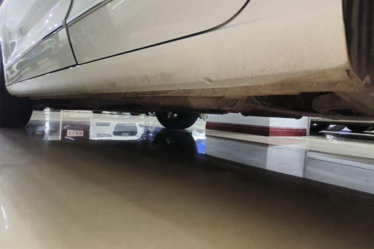 Used Volkswagen Bora 2018 1.5L Automatic Comfort Model Left Side Sill