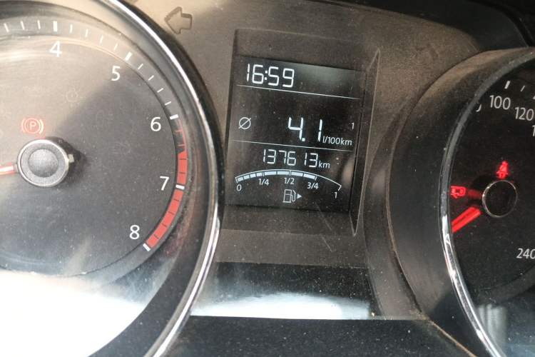 Used Volkswagen Bora 2018 1.5L Manual Comfort Model Odometer Close Up