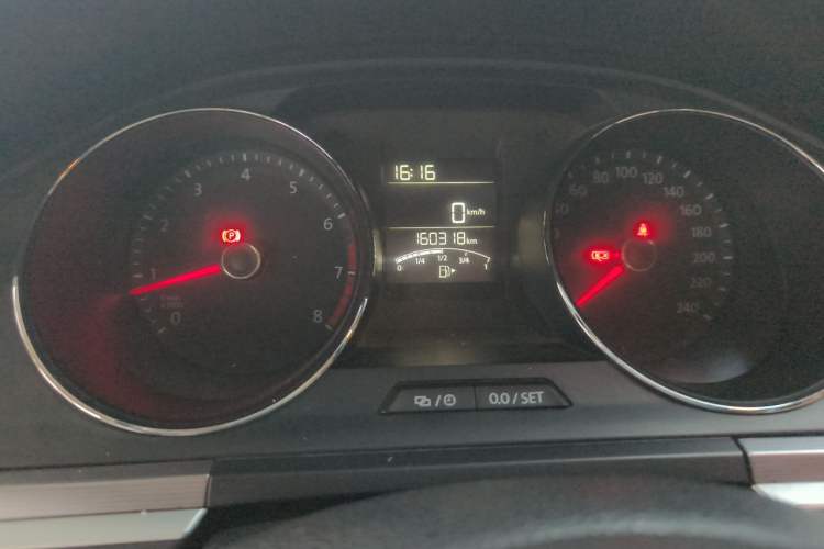 Used Volkswagen Bora 2018 1.5L Manual Fashion Model Odometer Close Up