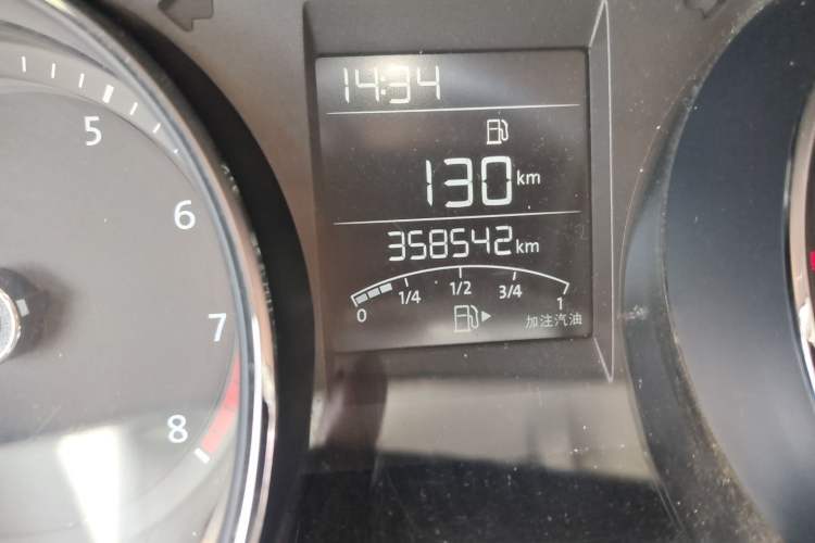 Used Volkswagen Bora 2018 1.5L Manual Comfort Model Odometer Close Up