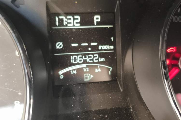 Used Volkswagen Bora 2018 1.5L Automatic Comfort Model Odometer Close Up