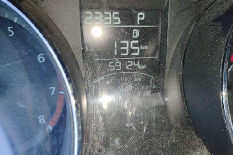 Used Volkswagen Bora 2018 1.5L Automatic Comfort Model Odometer Close Up
