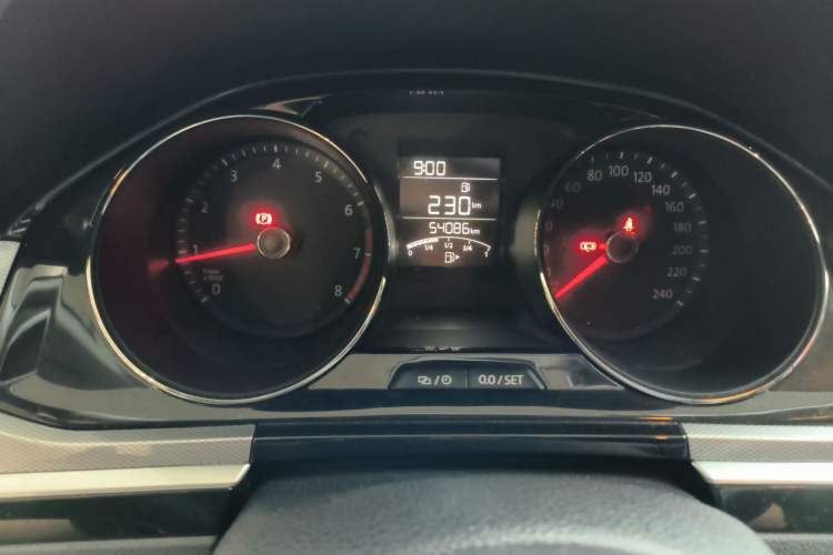 Used Volkswagen Bora 2018 1.5L Manual Comfort Model Odometer Close Up