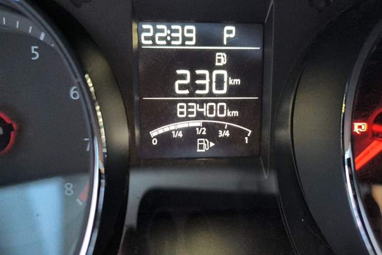 Used Volkswagen Bora 2018 1.5L Automatic Fashion Model Odometer Close Up