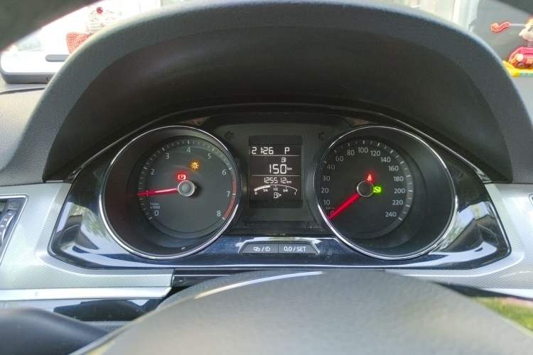Used Volkswagen Bora 2018 1.5L Automatic Comfort Model Odometer Close Up