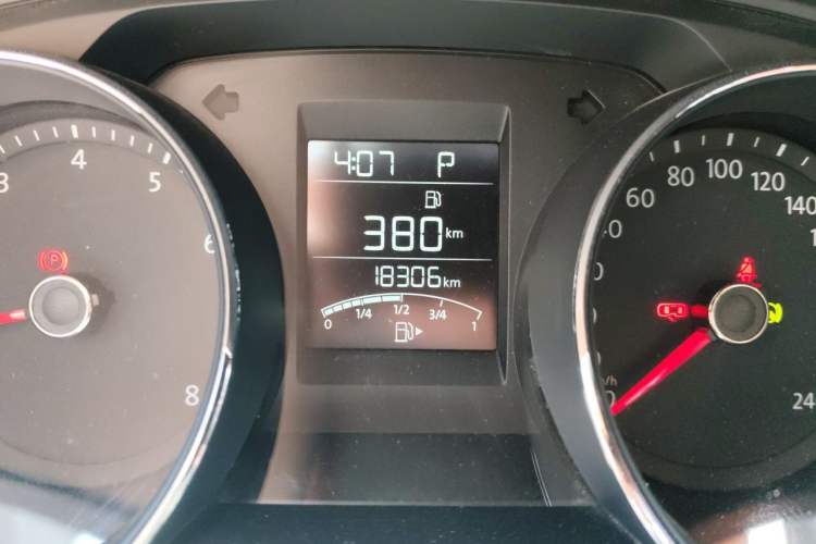 Used Volkswagen Bora 2018 1.5L Automatic Fashion Model Odometer Close Up