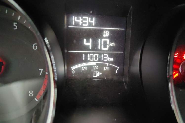 Used Volkswagen Bora 2018 1.5L Manual Fashion Model Odometer Close Up