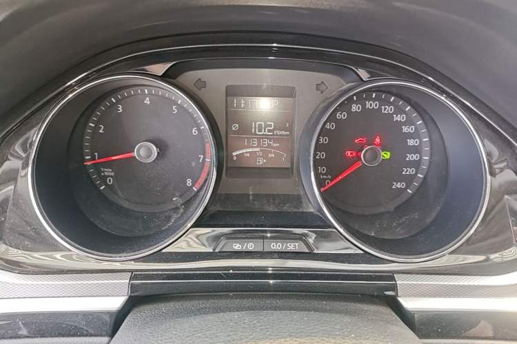Used Volkswagen Bora 2018 1.5L Automatic Comfort Model Odometer Close Up