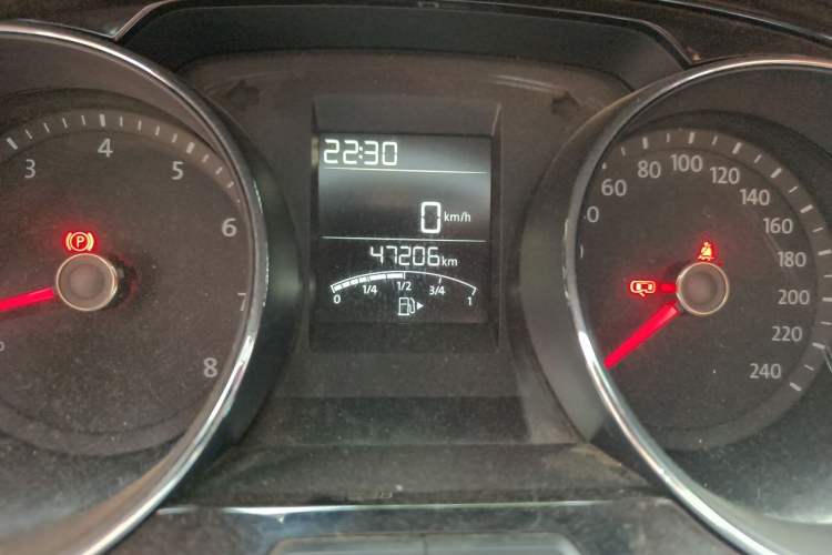 Used Volkswagen Bora 2018 1.5L Manual Comfort Model Odometer Close Up