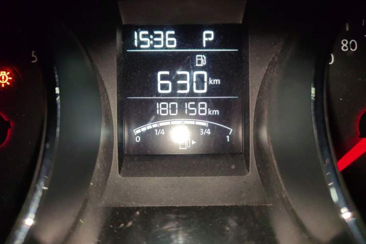 Used Volkswagen Bora 2018 1.5L Automatic Fashion Model Odometer Close Up