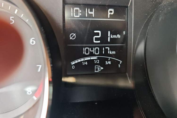 Used Volkswagen Bora 2018 1.5L Automatic Comfort Model Odometer Close Up