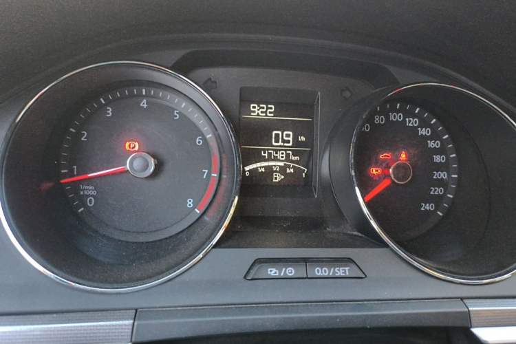 Used Volkswagen Bora 2018 1.5L Manual Fashion Model Odometer Close Up