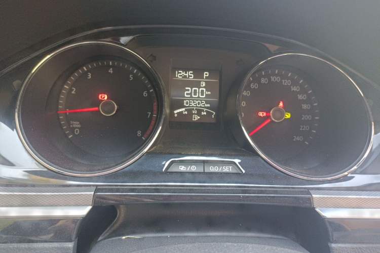 Used Volkswagen Bora 2018 1.5L Automatic Comfort Model Odometer Close Up