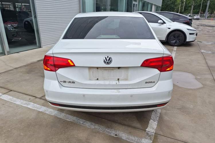 Used Volkswagen Bora 2018 1.5L Automatic Fashion Model Rear