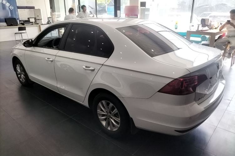 Used Volkswagen Bora 2018 1.5L Manual Fashion Model Rear Left 45 Deg