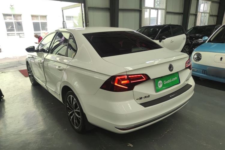 Used Volkswagen Bora 2018 1.5L Automatic Comfort Model Rear Left 45 Deg