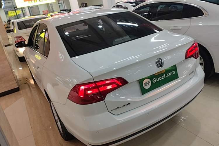 Used Volkswagen Bora 2018 1.5L Manual Fashion Model Rear Left 45 Deg