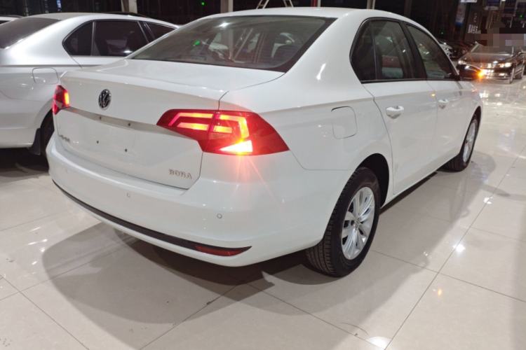Used Volkswagen Bora 2018 1.5L Manual Fashion Model Rear Right 45 Deg