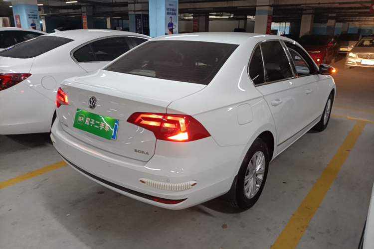 Used Volkswagen Bora 2018 1.5L Automatic Fashion Model Rear Right 45 Deg