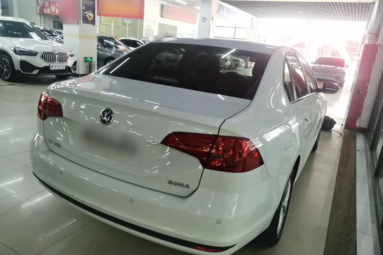 Used Volkswagen Bora 2018 1.5L Automatic Fashion Model Rear Right 45 Deg