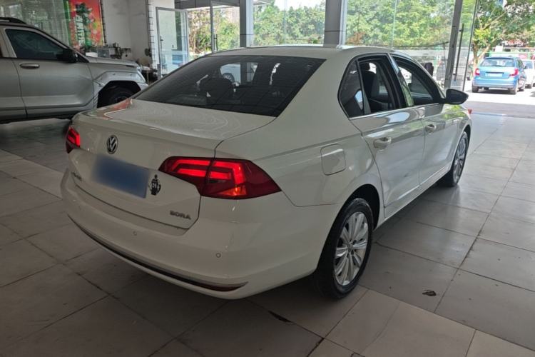 Used Volkswagen Bora 2018 1.5L Manual Comfort Model Rear Right 45 Deg