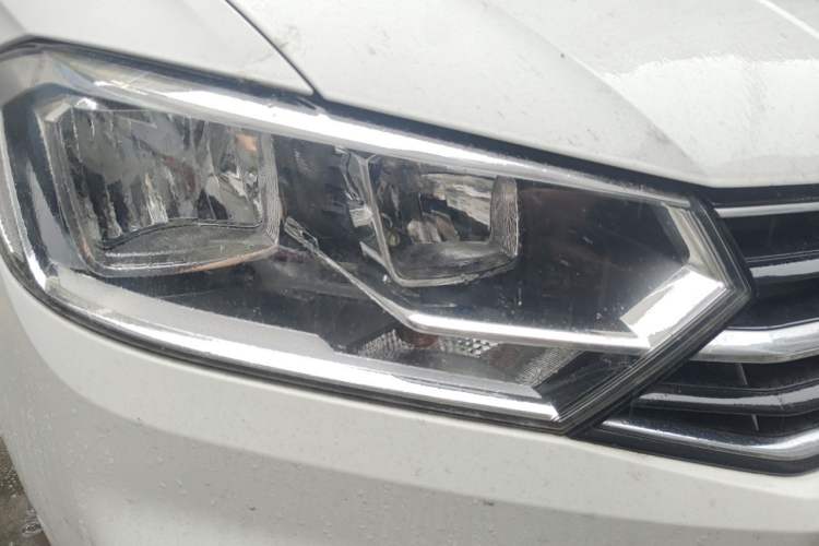 Used Volkswagen Bora 2018 1.5L Automatic Comfort Model Right Front Headlight