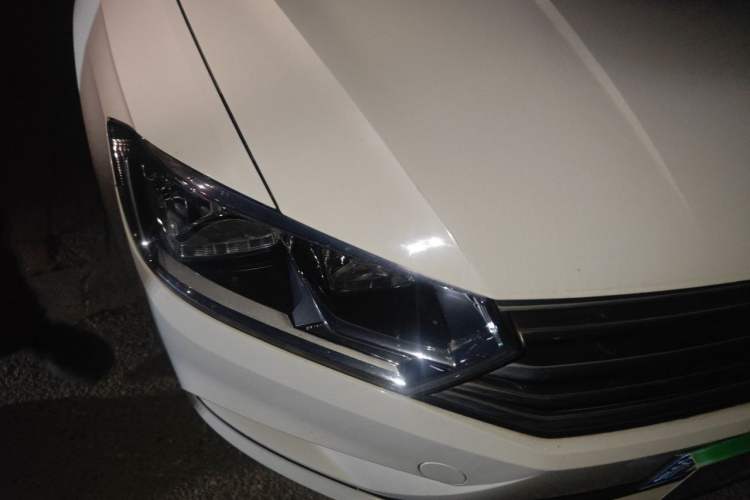 Used Volkswagen Bora 2018 1.5L Manual Fashion Model Right Front Headlight