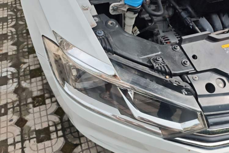 Used Volkswagen Bora 2018 1.5L Automatic Fashion Model Right Front Headlight