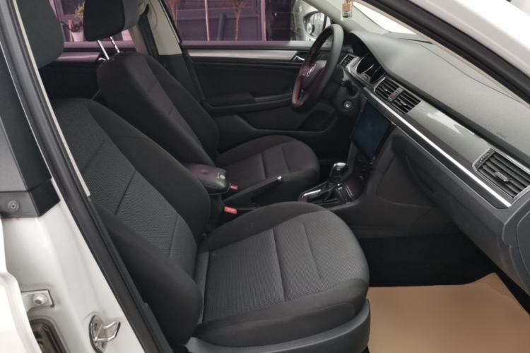 Used Volkswagen Bora 2018 1.5L Automatic Fashion Model Right Front Seat