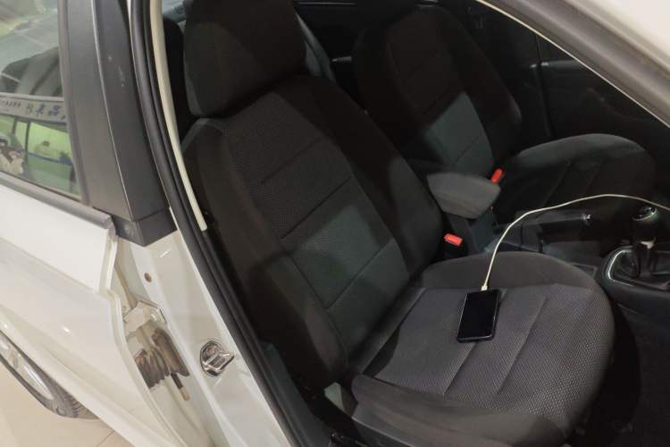 Used Volkswagen Bora 2018 1.5L Manual Fashion Model Right Front Seat