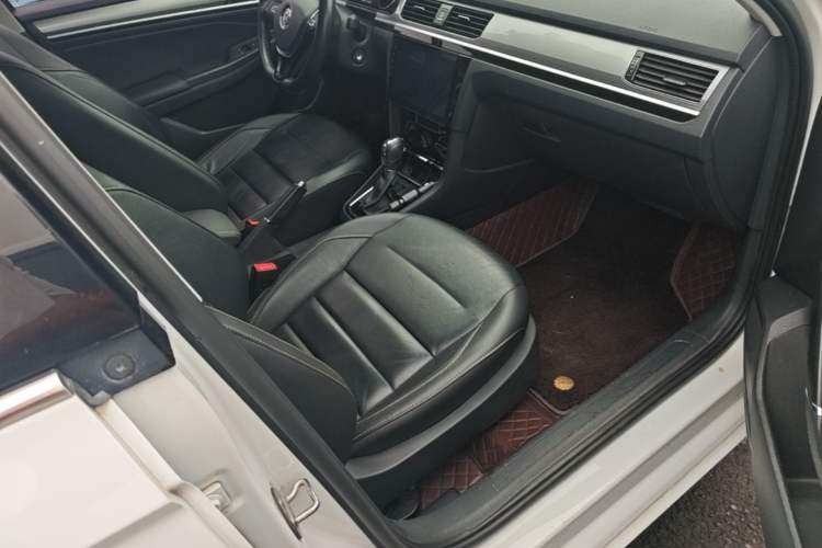 Used Volkswagen Bora 2018 230TSI DSG Comfort Model Right Front Seat