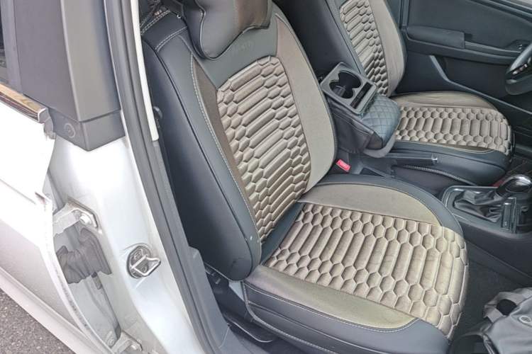 Used Volkswagen Bora 2018 1.5L Automatic Fashion Model Right Front Seat