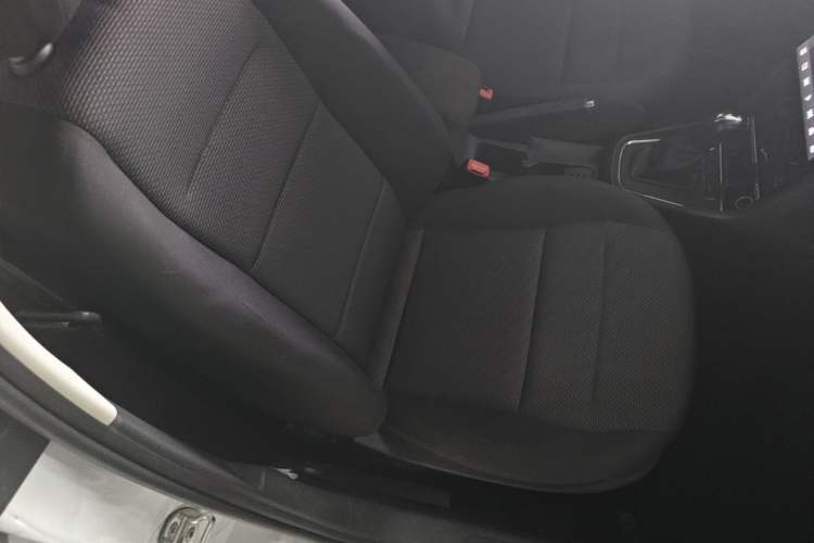 Used Volkswagen Bora 2018 1.5L Automatic Fashion Model Right Front Seat