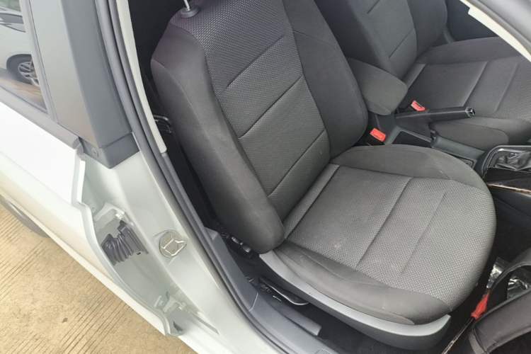 Used Volkswagen Bora 2018 1.5L Automatic Fashion Model Right Front Seat