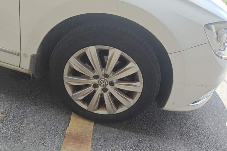 Used Volkswagen Bora 2018 1.5L Automatic Comfort Model Right Front Wheel Hub