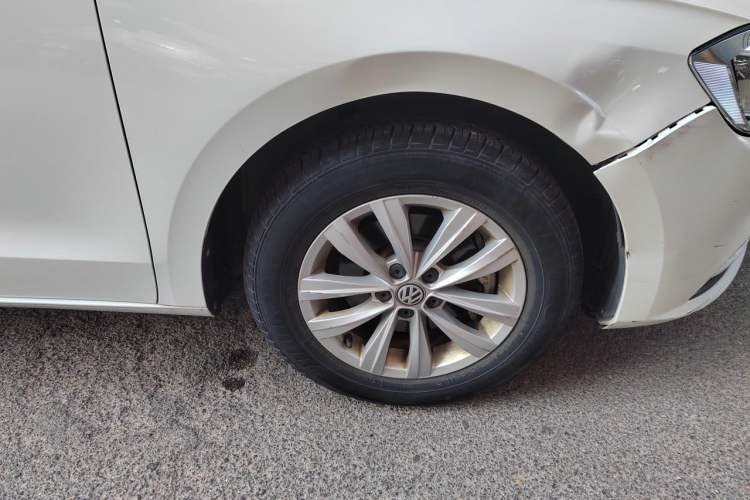 Used Volkswagen Bora 2018 1.5L Automatic Fashion Model Right Front Wheel Hub