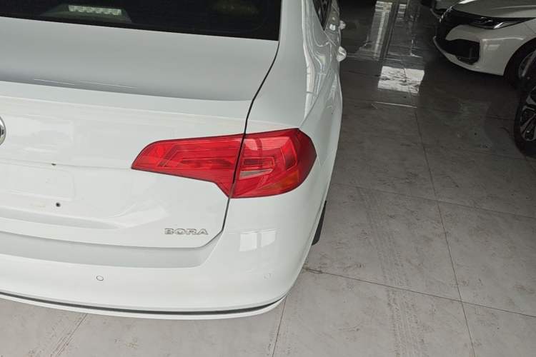 Used Volkswagen Bora 2018 1.5L Automatic Fashion Model Right Rear Taillight