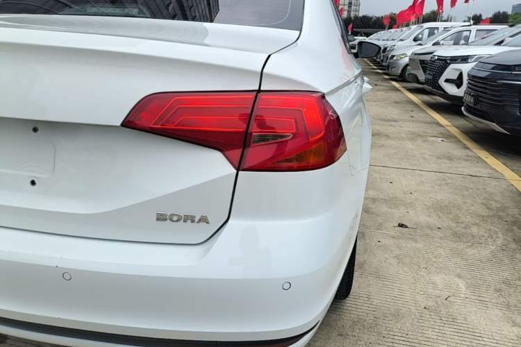 Used Volkswagen Bora 2018 1.5L Automatic Fashion Model Right Rear Taillight